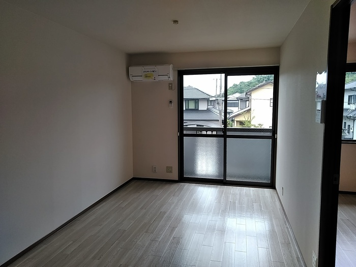 ウィルモア観月坂 B棟の居間・リビング|ＬＤＫ