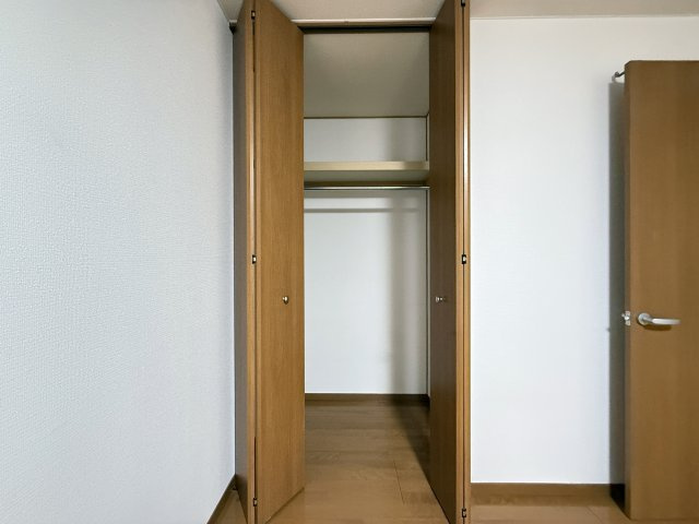 エピナール B棟の収納