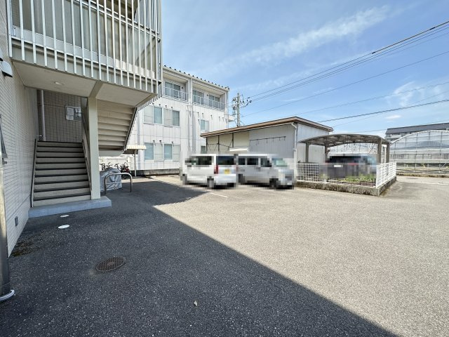 カトゥル セゾン札場の駐車場