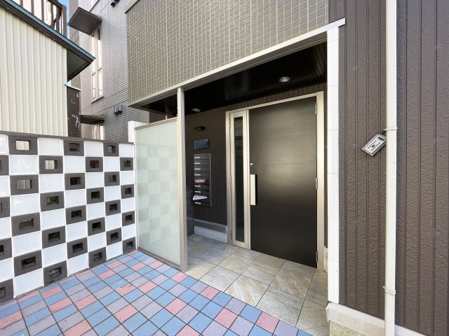 グランドール天神Ⅱのエントランス