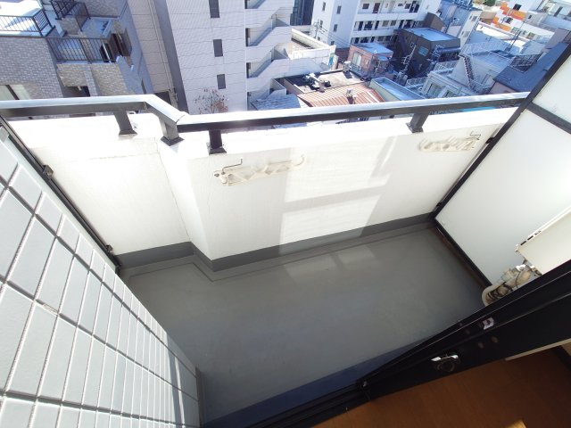 貫井ビルのバルコニー