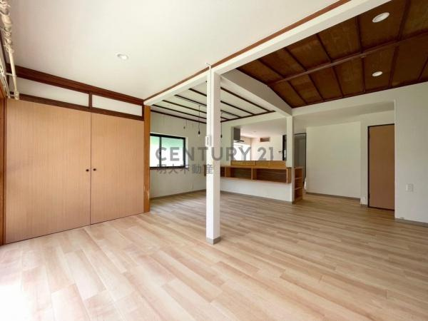 宮崎市祇園　中古戸建の居間・リビング