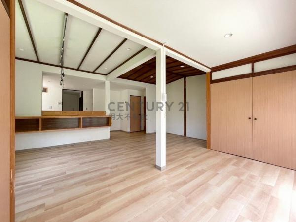 宮崎市祇園　中古戸建の居間・リビング