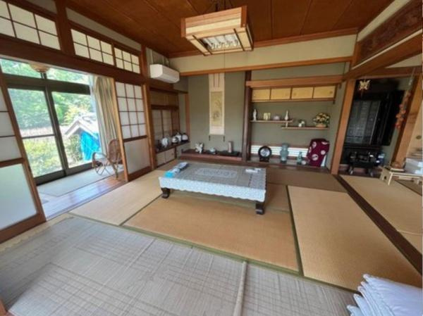 佐土原町上田島　中古戸建の内装