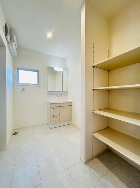 宮崎市清武町加納A　戸建の収納