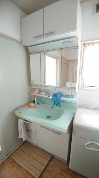 宮崎市赤江　中古戸建の独立洗面台