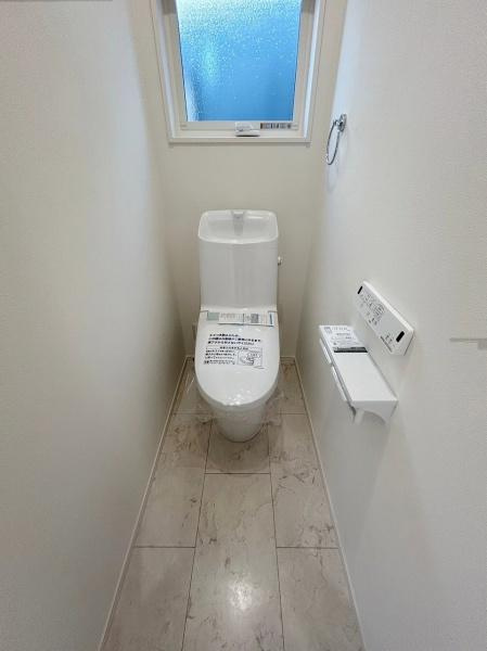 宮崎市清武町加納B　戸建のトイレ