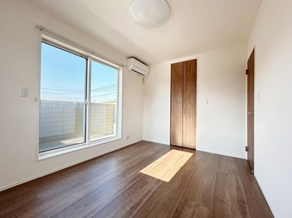 宮崎市清武町加納B　戸建の寝室