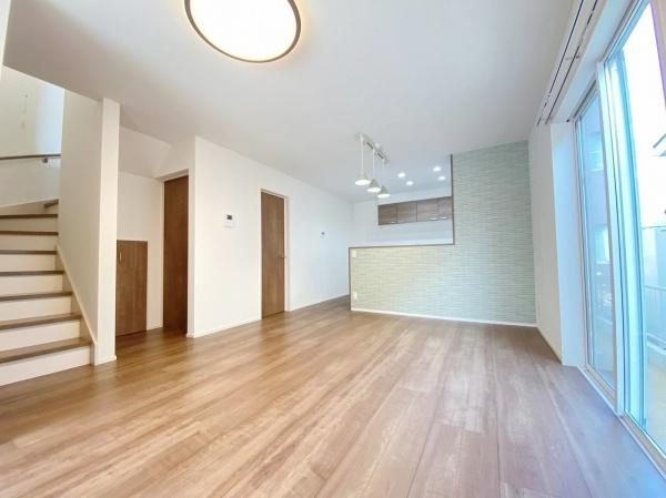 宮崎市清武町加納B　戸建の居間・リビング