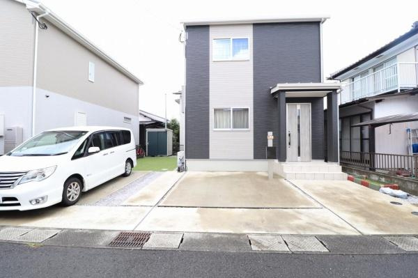 宮崎市大塚町　中古戸建の駐車場|【駐車場】
駐車スペース4台可能！（車種によります）