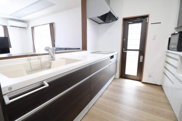 宮崎市大塚町　中古戸建のキッチン