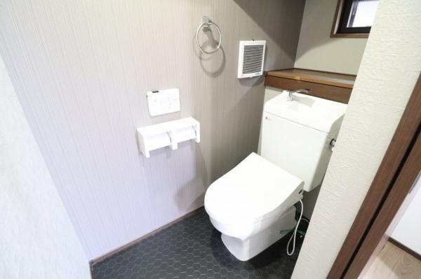 宮崎市大塚町　中古戸建のトイレ