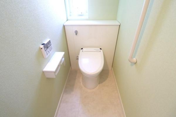 宮崎市月見ヶ丘　中古戸建のトイレ