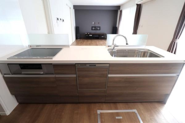 宮崎市月見ヶ丘　中古戸建のキッチン