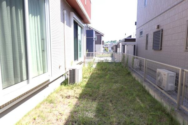 宮崎市月見ヶ丘　中古戸建の庭