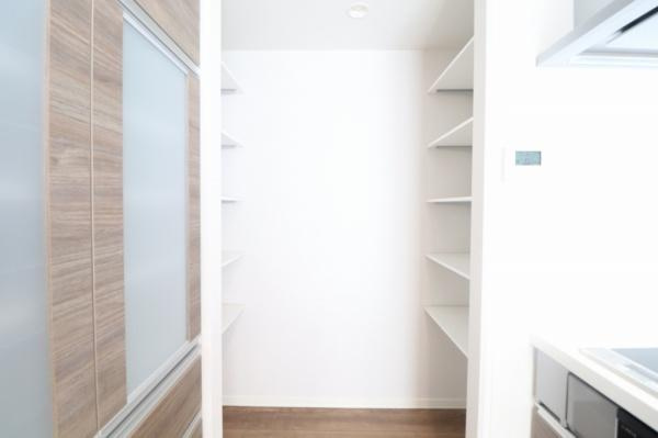 宮崎市月見ヶ丘　中古戸建の収納