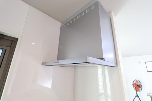 宮崎市昭和町モデル　戸建のキッチン|【キッチン】
お掃除も楽ちんなレンジフード付きキッチン！