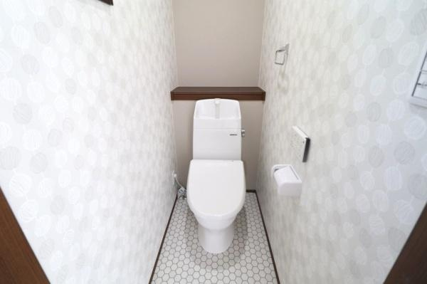 宮崎市高岡町飯田モデル２号地　戸建のトイレ|【トイレ】
白を基調とした清潔感のあるトイレです！ウォシュレット機能付き。