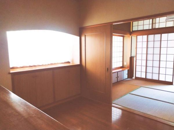 宮崎市月見ヶ丘　中古戸建の居間・リビング