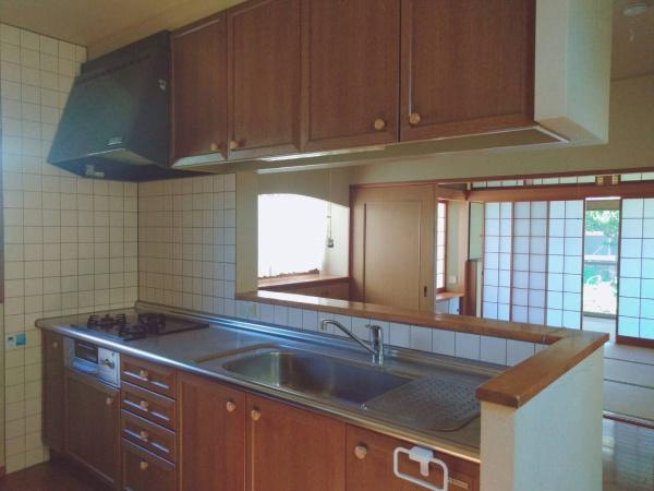 宮崎市月見ヶ丘　中古戸建のキッチン