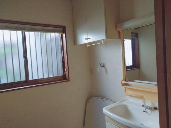 宮崎市月見ヶ丘　中古戸建の独立洗面台