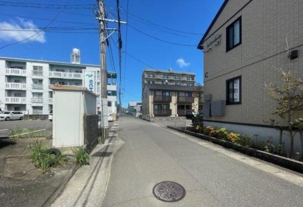 宮崎市芳士　土地の前面道路含む現地写真