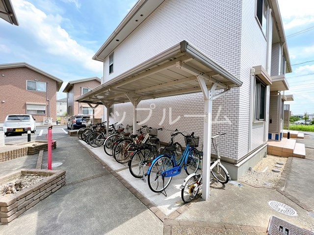 ｃｒｏｓｓ　ｒｏａｄ　ｒｅｄのその他共用部分
