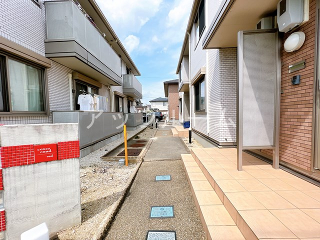 ｃｒｏｓｓ　ｒｏａｄ　ｒｅｄのロビー