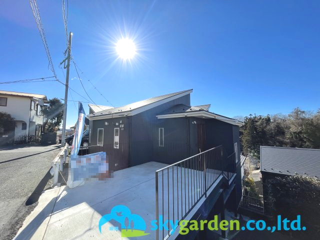 藤沢市大鋸　中古戸建　全3棟A号棟の前面道路含む現地写真