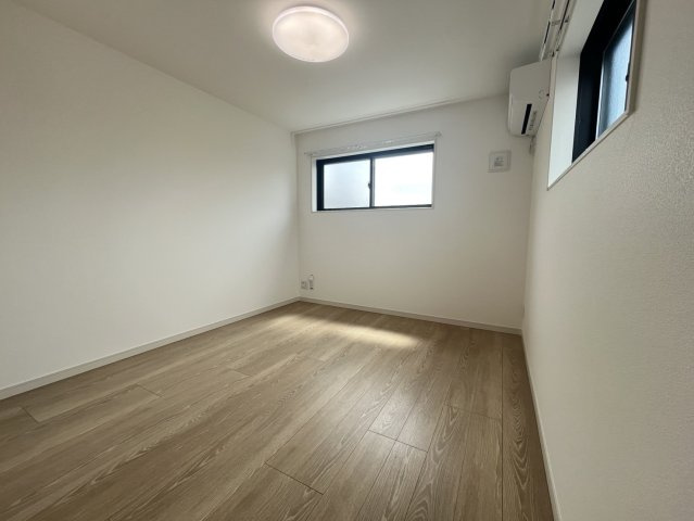 MELDIA長瀬Ⅱの洋室