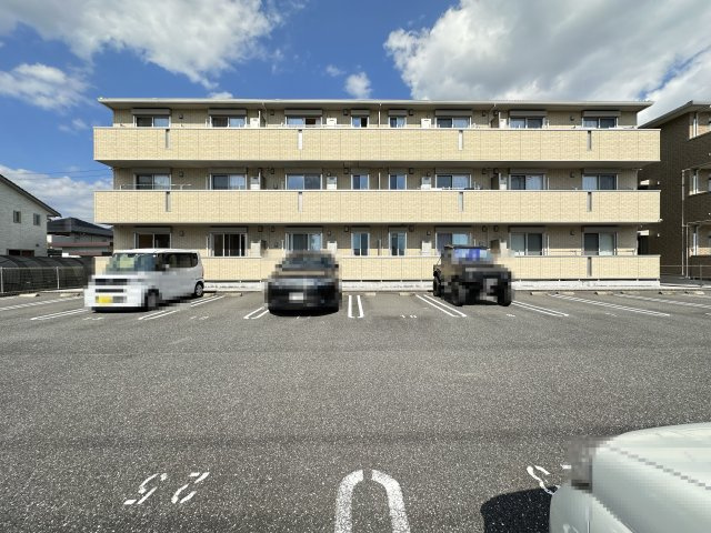 サンハイムの外観