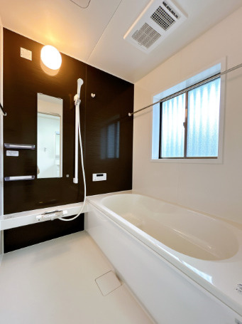 玉村町樋越　中古1379の浴室