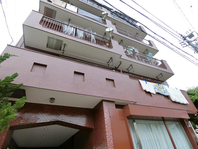 マンション高田の外観