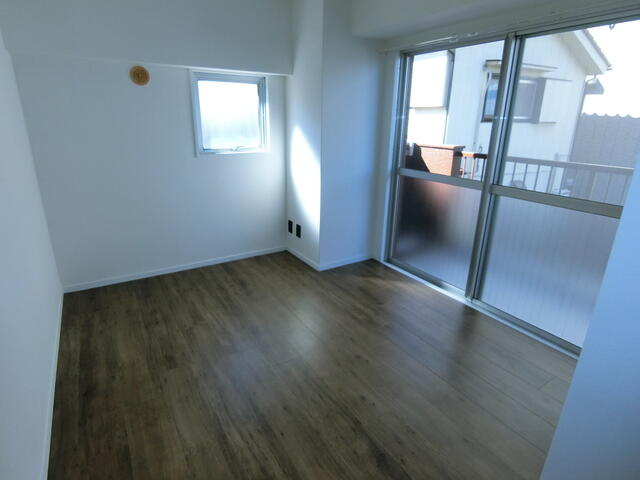 マンション高田の居間・リビング