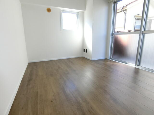 マンション高田の居間・リビング