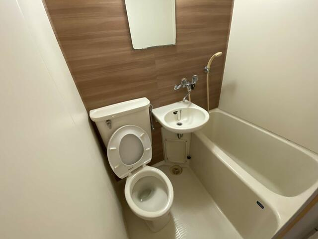 グリーンヒル秀和 の浴室