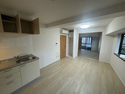 プレジール中嶋 の居間・リビング