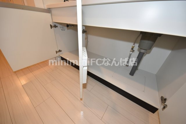 ラ・フォルム本町WEST