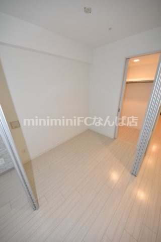 ラ・フォルム本町WESTの寝室