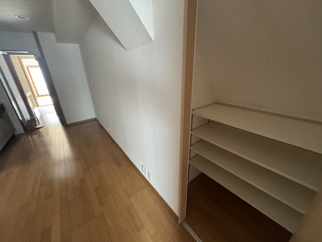 石田ビルの内装