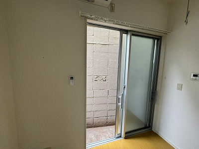 レナータ の内装