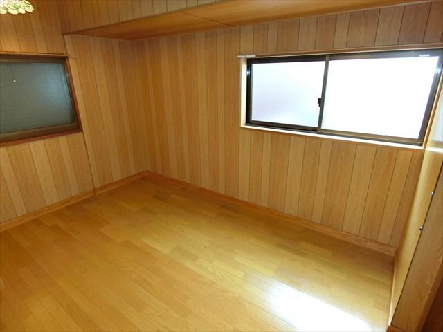 東秋留メゾネットの内装