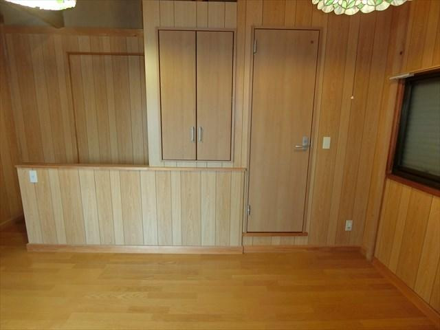 東秋留メゾネットの内装