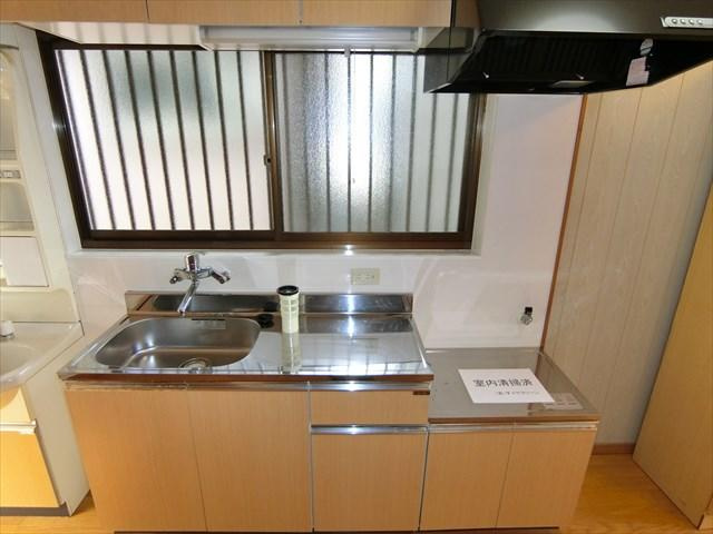 東秋留メゾネットのキッチン