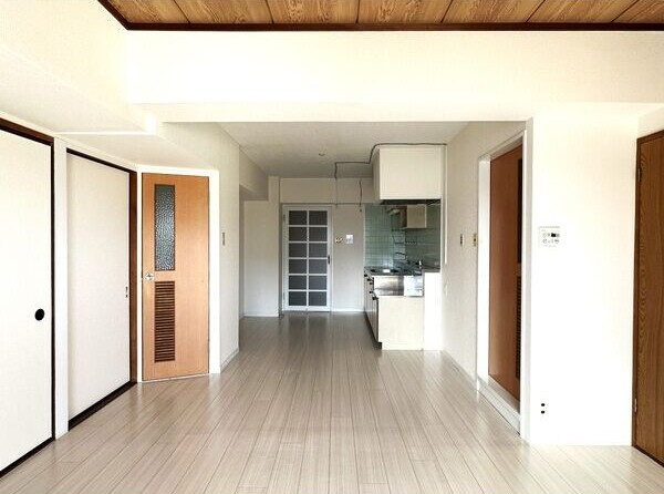 OS・SKYマンション小幡の居間・リビング