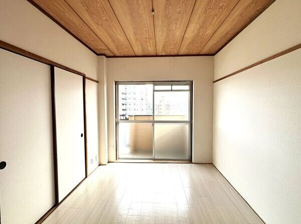 OS・SKYマンション小幡の居間・リビング