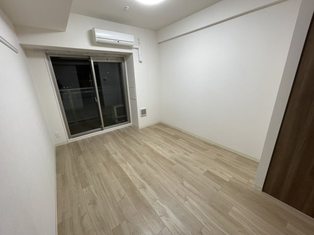 プレサンス上前津グレース　名古屋市賃貸　仲介手数料無料の居間・リビング