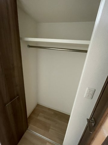 プレサンス上前津グレース　名古屋市賃貸　仲介手数料無料の収納