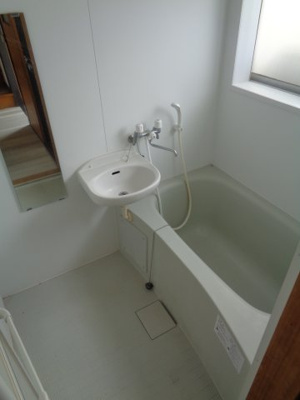 【浴室】 | 辻村荘