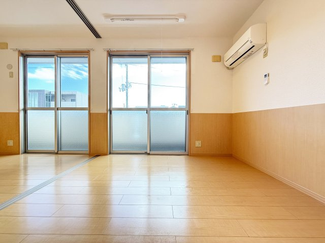 セジュール ｵｯﾂの居間・リビング